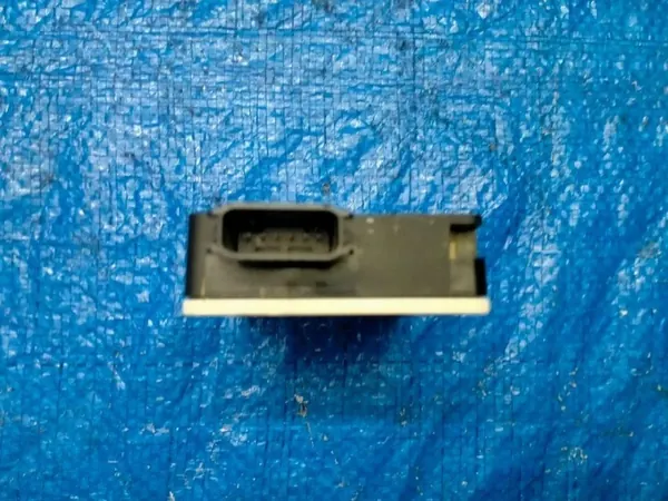 Radar angle mort OEM A0009026713 pour Mercedes W213 image 5
