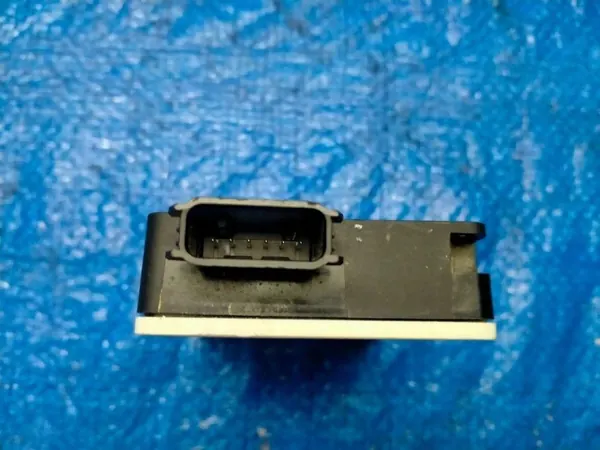Radar angle mort OEM A0009026713 pour Mercedes W213 image 6