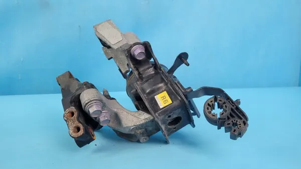 Motorlager R6 OEM TOYOTA RAV4 V 2.0 VVTi 19r image 2