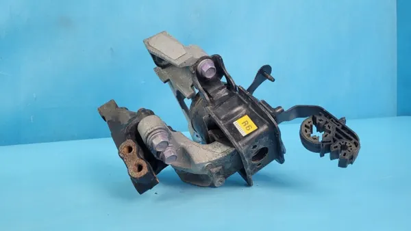 Motorlager R6 OEM TOYOTA RAV4 V 2.0 VVTi 19r image 3