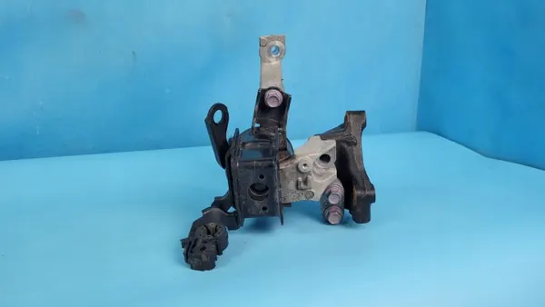 Motorlager R6 OEM TOYOTA RAV4 V 2.0 VVTi 19r image 8