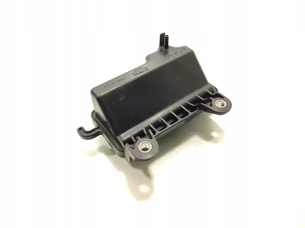 Mazda Tyhjiötankki OEM R2AX20339 CX-7 2.2 Diesel image 3
