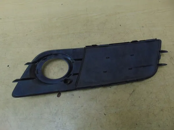 Grille de pare-chocs avant Audi A4 B8 droite S-line OEM image 8