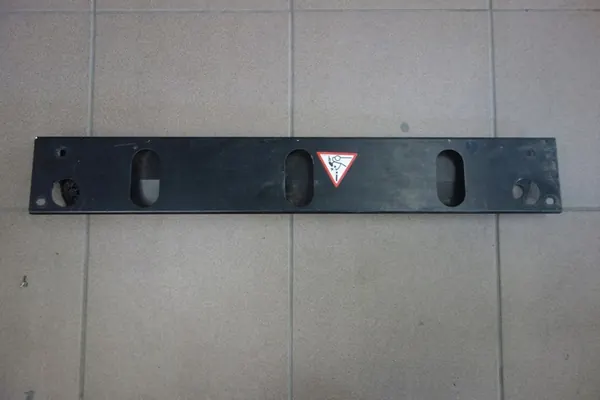 BMW X3 F25 Viga Frontal 2010-2014 OEM 51647210501 image 2