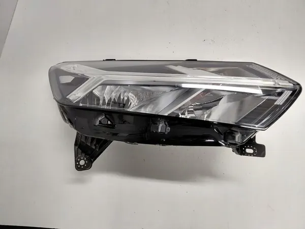 Oikea LED-valo Dacia Sandero III Logan III OEM 260101940R image 5
