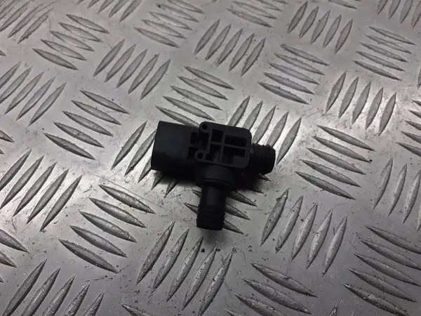 Capteur Pression Servo Opel Astra J 1.4T OEM 0265005321 image 3