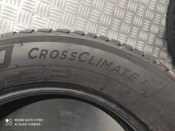 Pneus Michelin CrossClimate 2 205/60R16 - Lot de 3 image 4