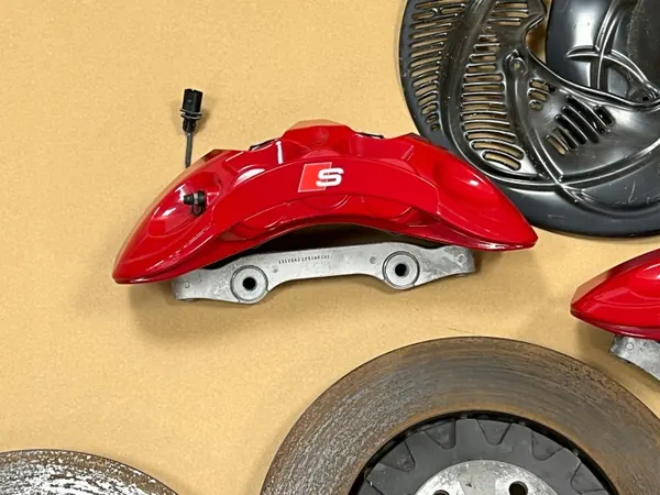 Pinças Discos Pastilhas Audi S6 C8 S7 OEM 4M0615301BF image 3