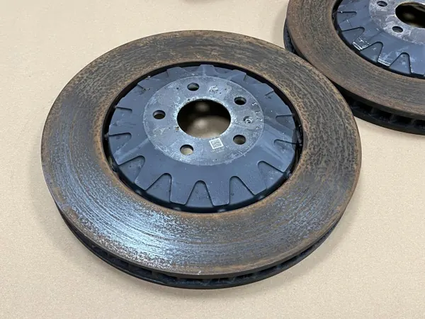 Pinças Discos Pastilhas Audi S6 C8 S7 OEM 4M0615301BF image 4