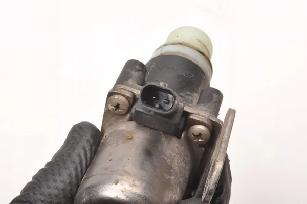 BMW G08 Elektroventil OEM 9452052 - Gebraucht image 3