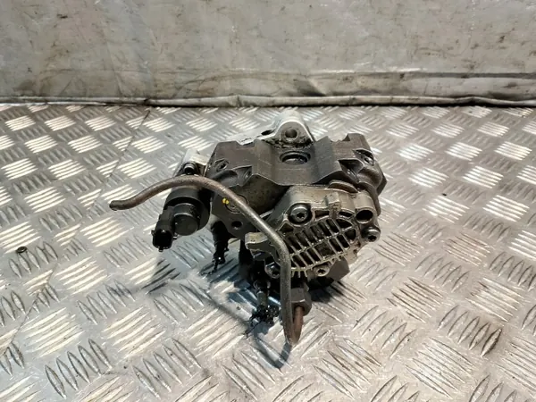 Ruiskutus OEM 07525345 Renault Masterille image 3