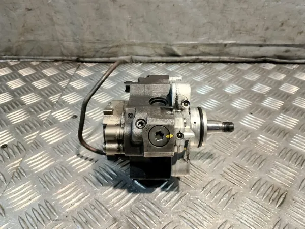 Ruiskutus OEM 07525345 Renault Masterille image 4