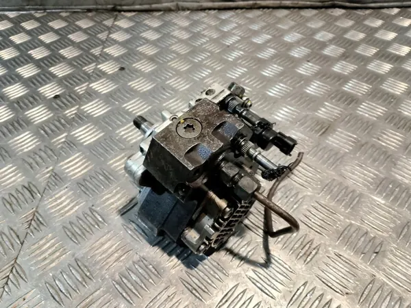 Ruiskutus OEM 07525345 Renault Masterille image 8