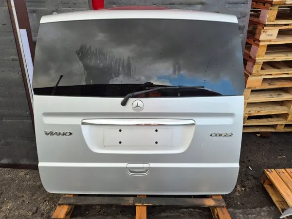 Mercedes Viano W639 Kofferbak Lift OEM 9744 - Gebruikt image 3