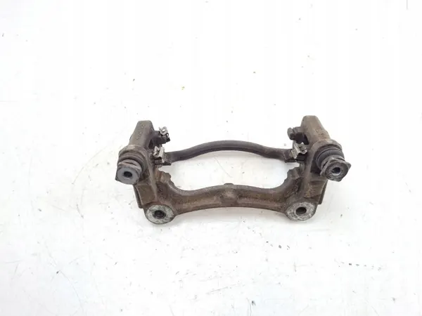 Ford Transit achterrem montageclip OEM 1368 image 4