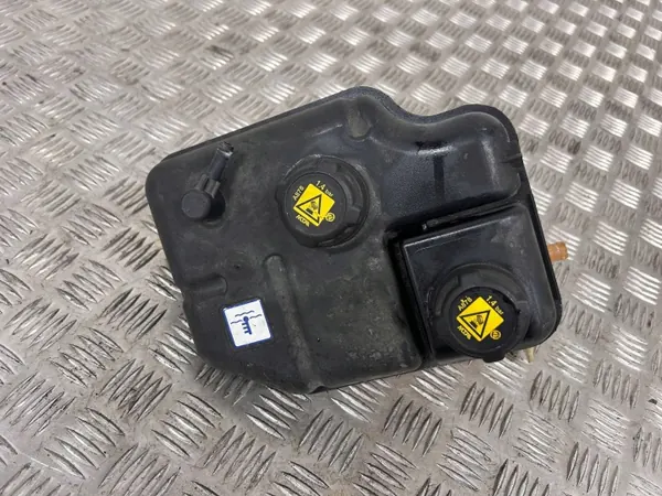 Uitzettank Maserati Quattroporte OEM 12345 image 2