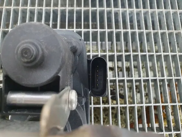 Katalysator OEM 05L131701AE för Skoda Octavia IV image 5