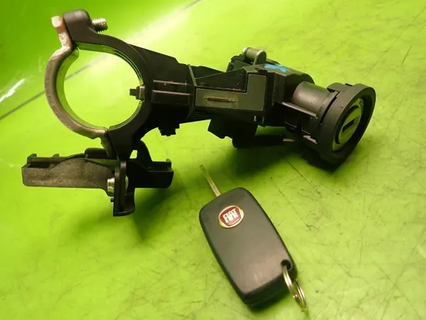 Ontsteekschakelaar OEM 21147101 voor Fiat Fiorino III image 2