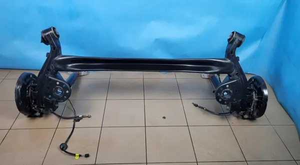 OEM 55100-F2500 bakvagnsbalk för Hyundai i30 III image 2