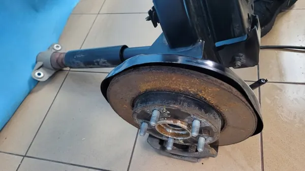 OEM 55100-F2500 bakvagnsbalk för Hyundai i30 III image 5