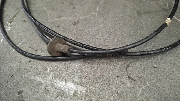 Câble d'ouverture de capot Honda Accord VI - Pièce OE image 3