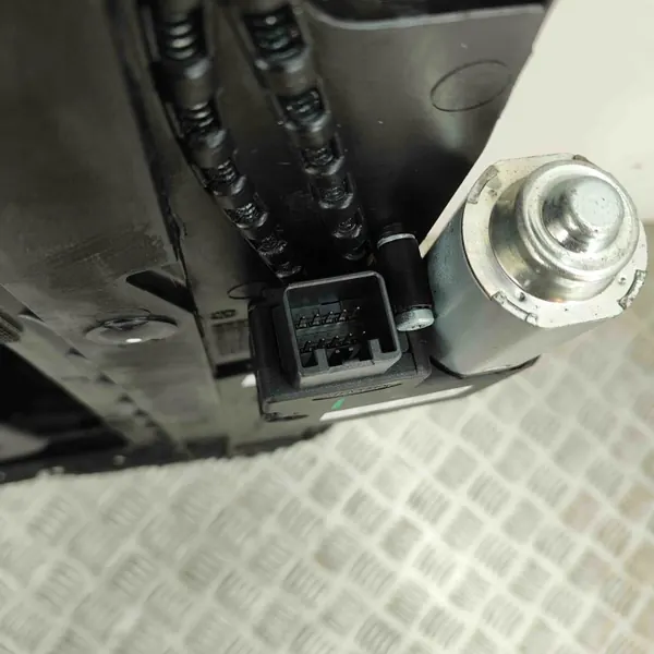 Teto Solar Maserati Ghibli OEM 06700258510 - Usado image 5