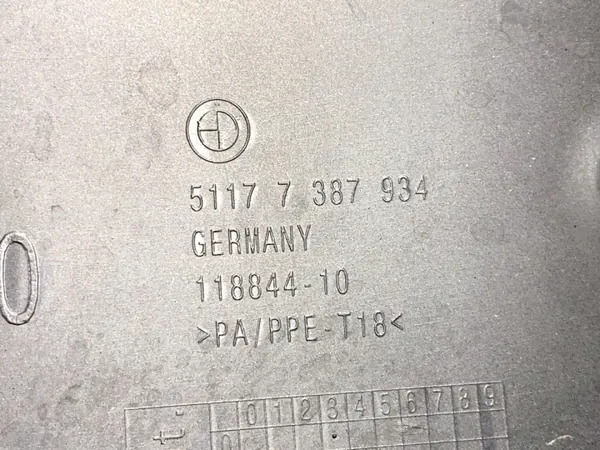 Polttoainekansi OEM 7387934 BMW G30 Sedanille image 4