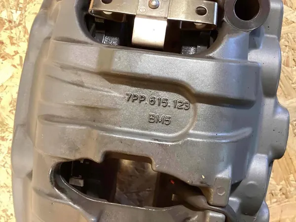 Rechter Voorremklauw Porsche Cayenne Macan 95b907253f image 7