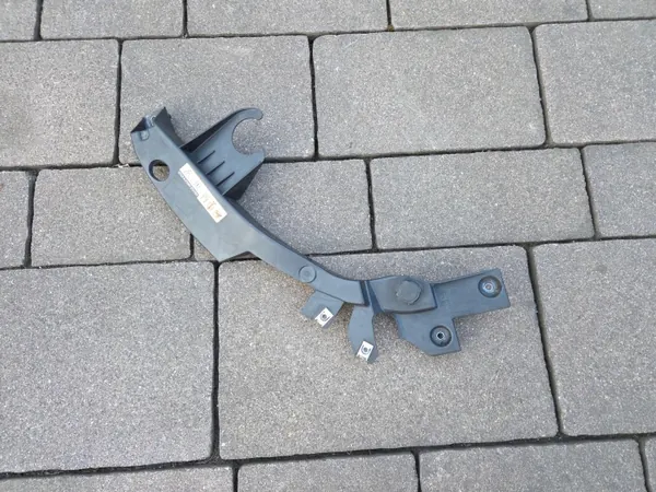 Suporte de cinto dianteiro direito OEM 9826095480 image 2