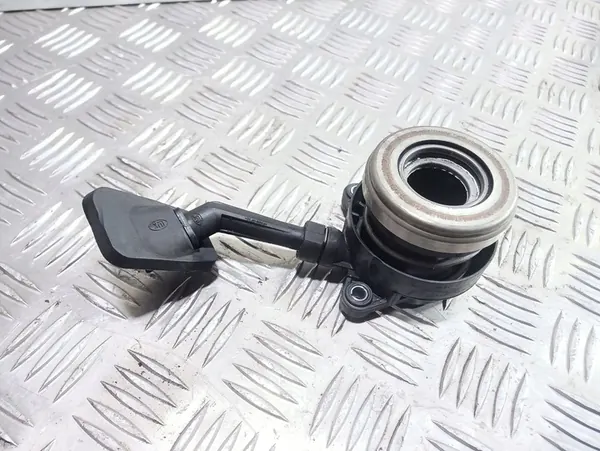 Ford Kuga I 2009 Kopplingsaktuator / Frikopplingscylinder image 2