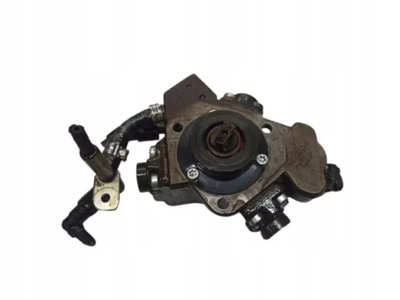 Opel Corsa C ruiskutuspumppu OEM 55206489 image 2