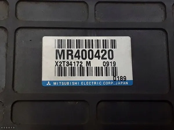 2002 Mitsubishi Montero ECU 3500 Petrol mr400420 image 2