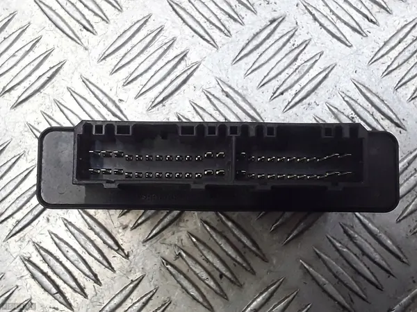 2002 Mitsubishi Montero ECU 3500 Petrol mr400420 image 3