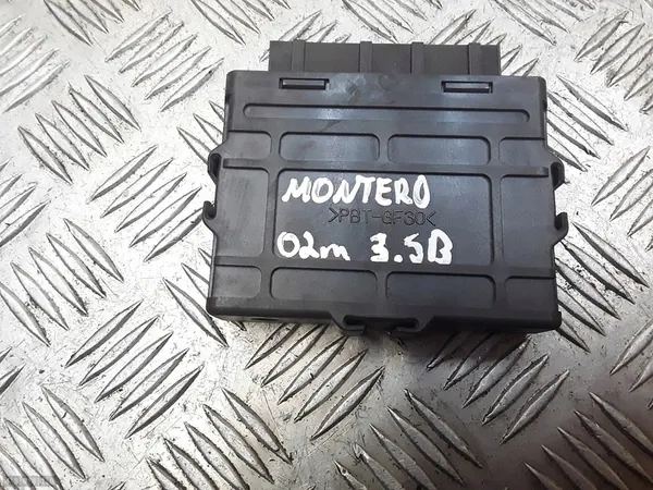 2002 Mitsubishi Montero ECU 3500 Petrol mr400420 image 4