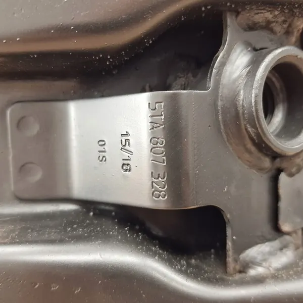 Radiador Frontal VW Touran 1.8TSI 2015- image 5