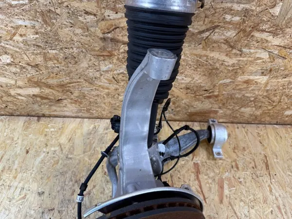 Etuvasen jousitus OEM 32269548 Volvo XC90 II:lle image 4