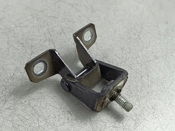 Charnières de hayon Mitsubishi Eclipse Cross 2018 FOB54107 image 1