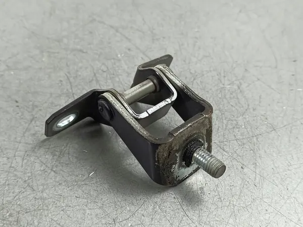 Charnières de hayon Mitsubishi Eclipse Cross 2018 FOB54107 image 2