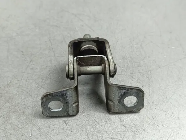 Charnières de hayon Mitsubishi Eclipse Cross 2018 FOB54107 image 3