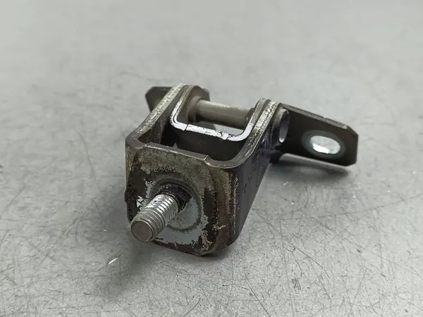 Charnières de hayon Mitsubishi Eclipse Cross 2018 FOB54107 image 4