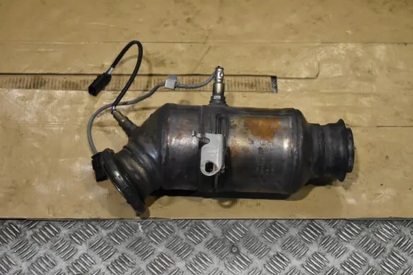 Begagnad Mercedes-Benz Katalysator OEM A2384903000 image 2