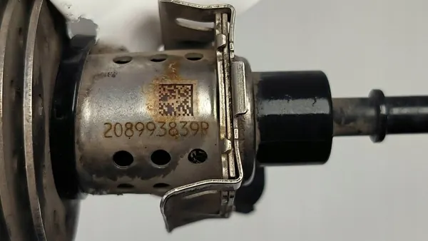 Injector AdBlue usado OEM 208993839P para Renault Master III image 5