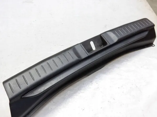 Cubierta cinturón trasero Suzuki Vitara III OEM 76191-54P0 image 2