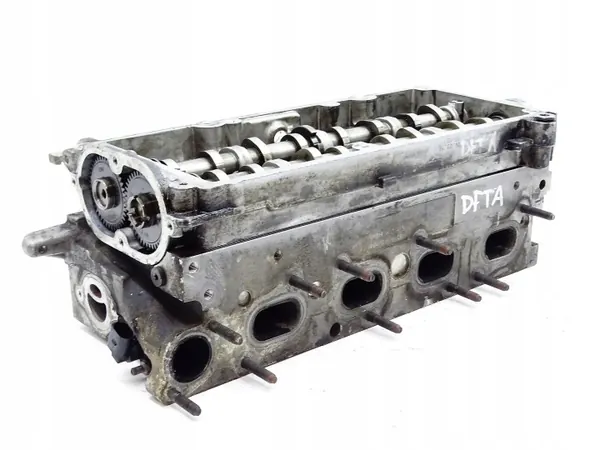 Culasse complète VW Audi 2.0 TDI 04L103373E image 2