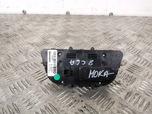 Ilmastointipaneeli Opel Zafira C 2014 OEM 13429880 image 3