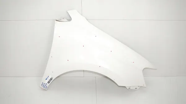 Guardabarros delantero derecho OEM 375485474 VW Polo 6R image 2