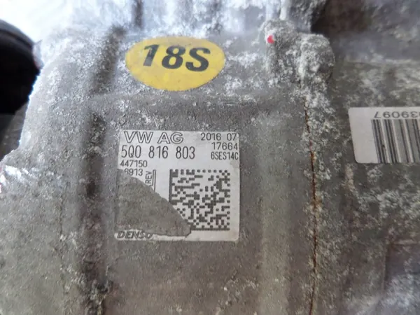 Compressore aria condizionata VW Audi 5Q0816803E image 2