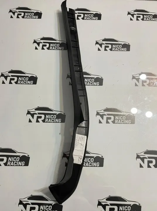 BMW 3 F80 Seitenpaneel-Dichtungen OEM 51768061843 51768061844 image 3