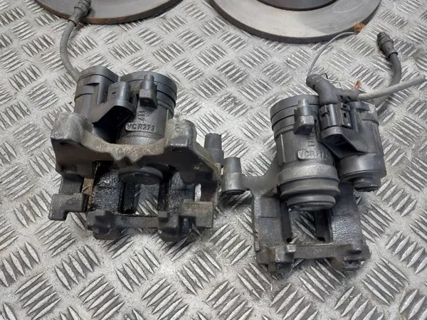 Jarrurattaat & puristimet taka OEM 3Q0615405AE 3Q0615406AE image 6