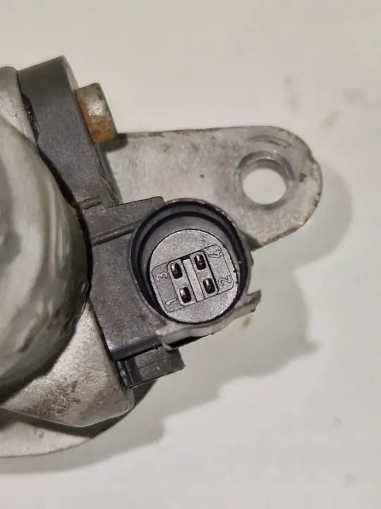 Bromscylinder OEM 03350886761 för VW Passat B7 image 6